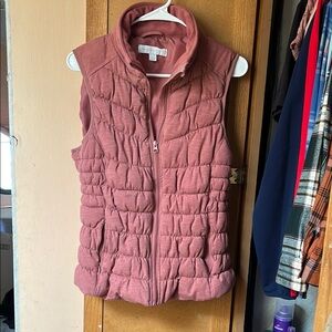 New York & Company earth tone mauve puffer vest jacket warm M fits a/m